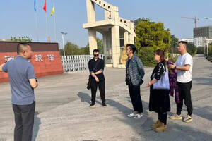 黄金酒广告演员